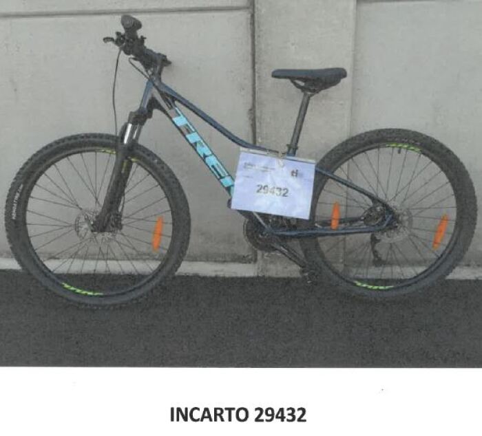 Incarto 29432-Trek.jpg
